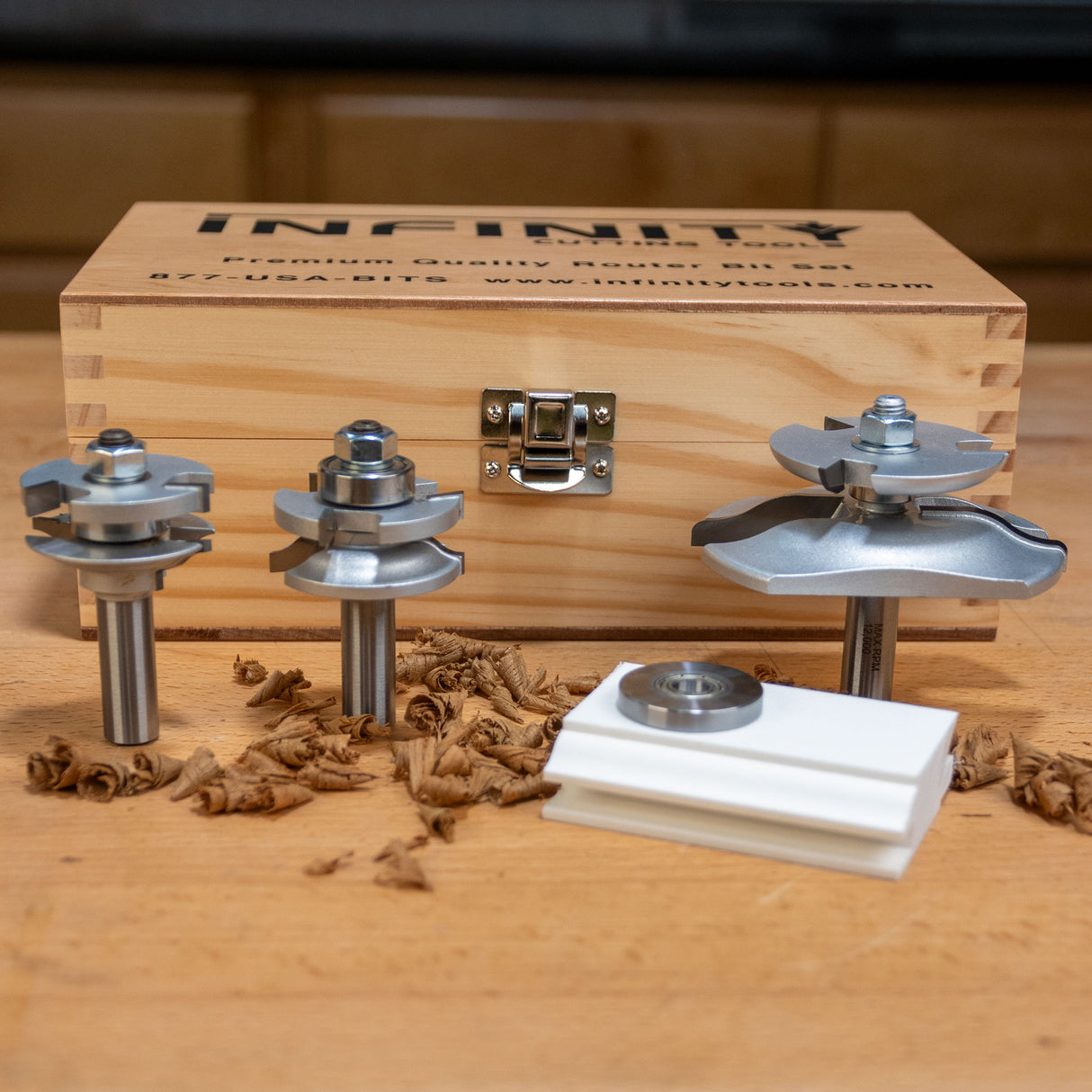Infinity Tools 1/2" Shank 3-Pc. Cabinetmaker's Combo Router Bit Set w/ Backcutter