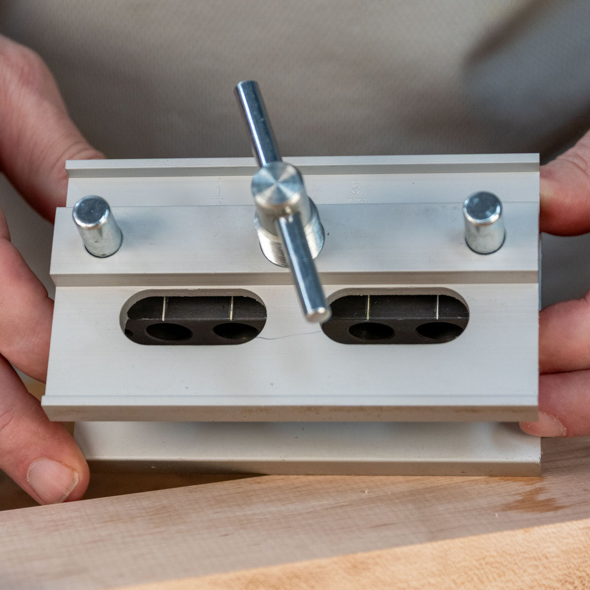Infinity Tools Self-Centering Dowel Jig
