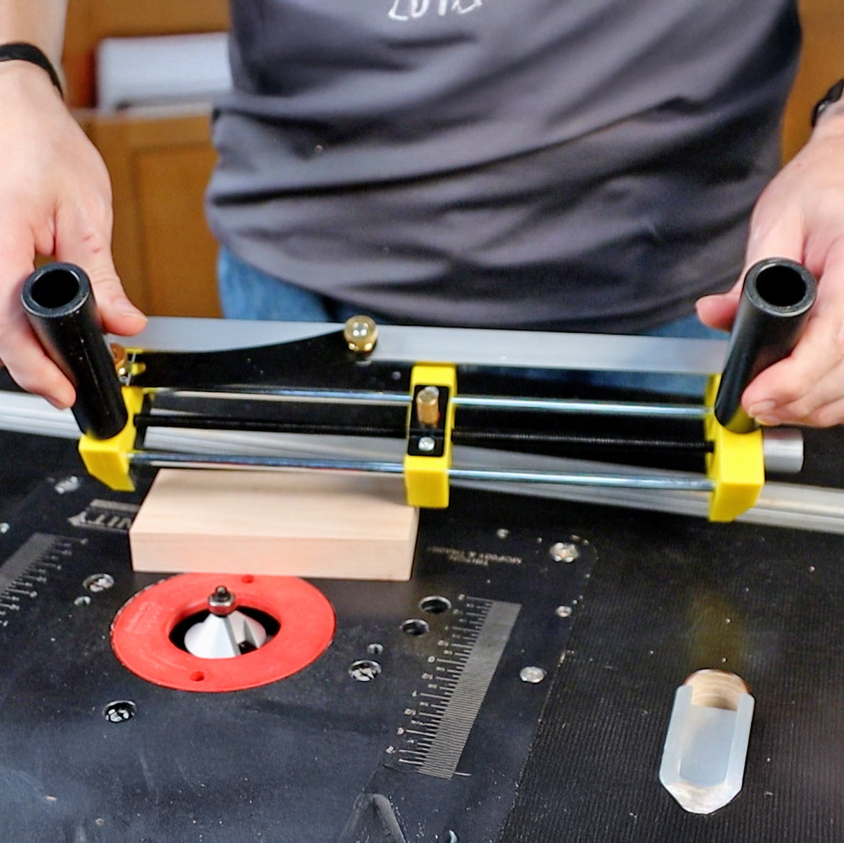 large handles make the jig easy to contol