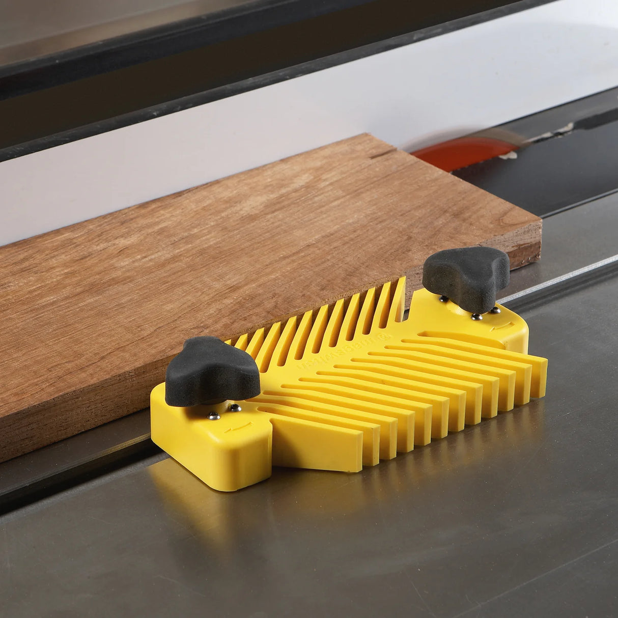 Easiily adjust the feathers to give perfect support.