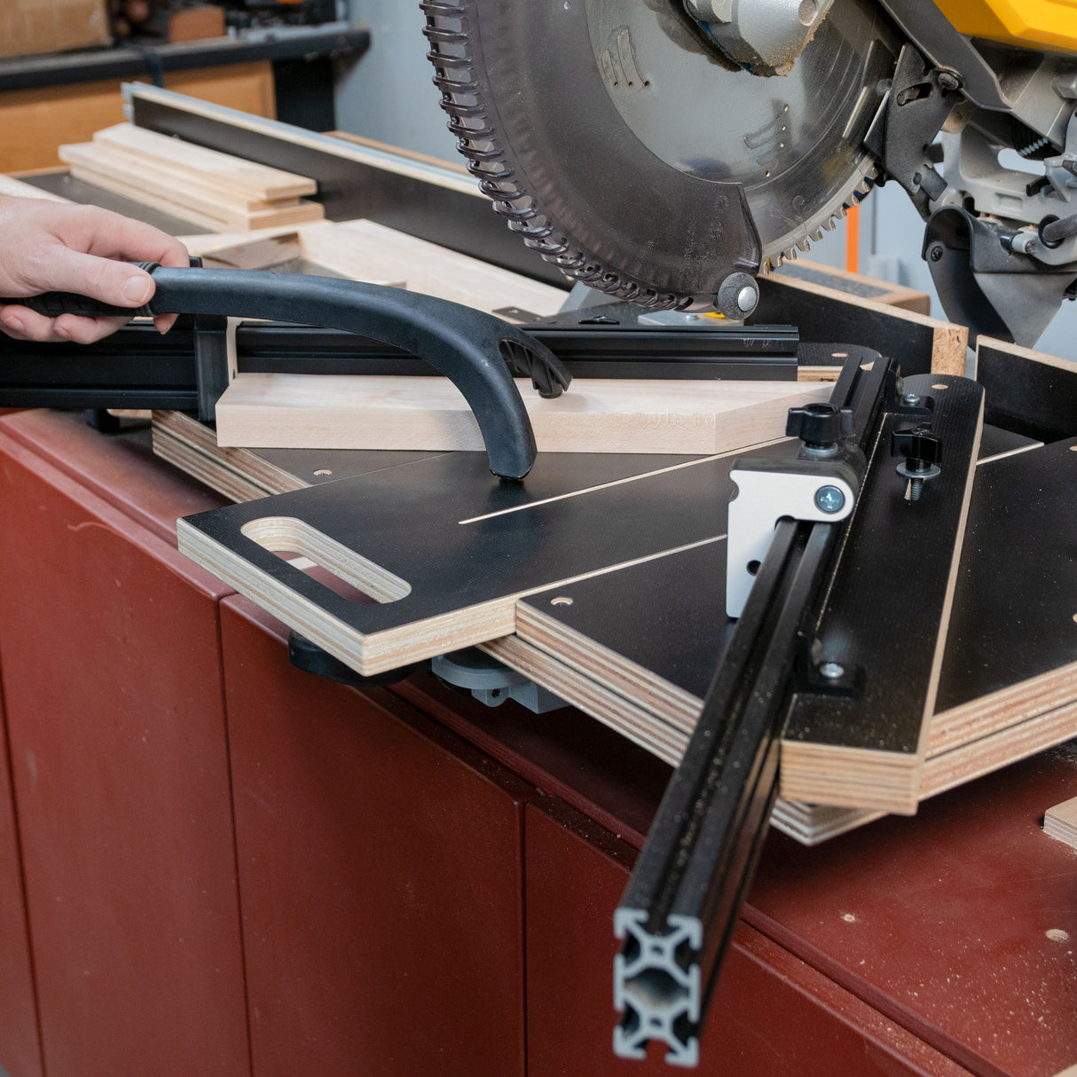 Plantilla de inglete angular fácil de Infinity Tools