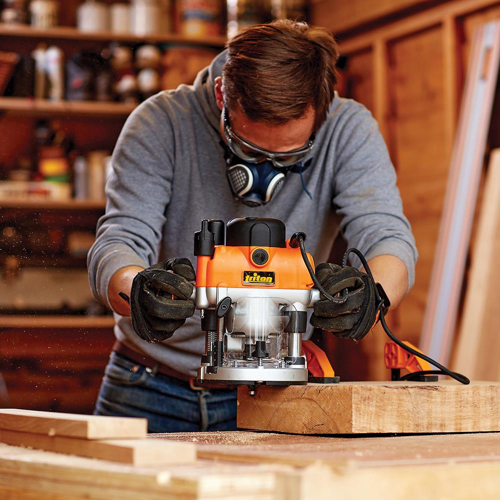 Triton 3-1/4 HP Dual Mode Precision Plunge Router (TRA001)