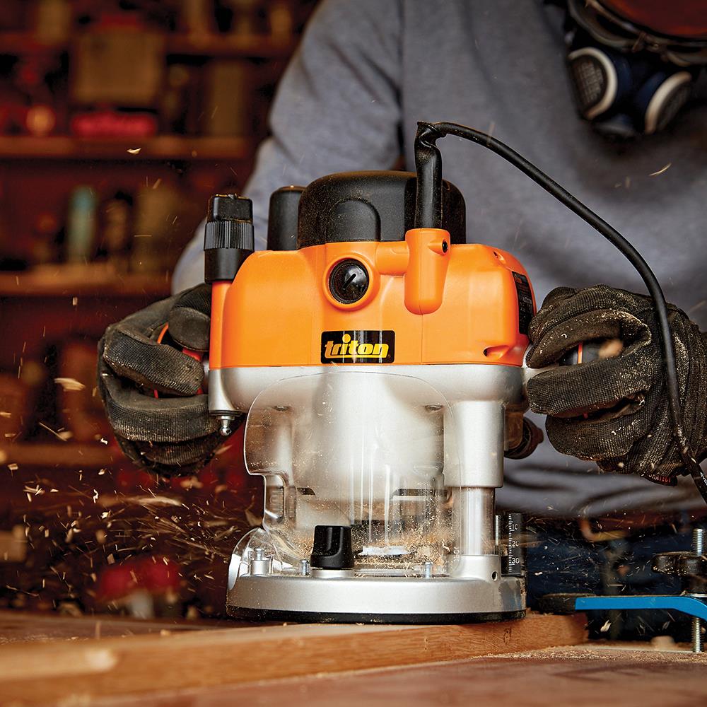 Triton 3-1/4 HP Dual Mode Precision Plunge Router (TRA001)