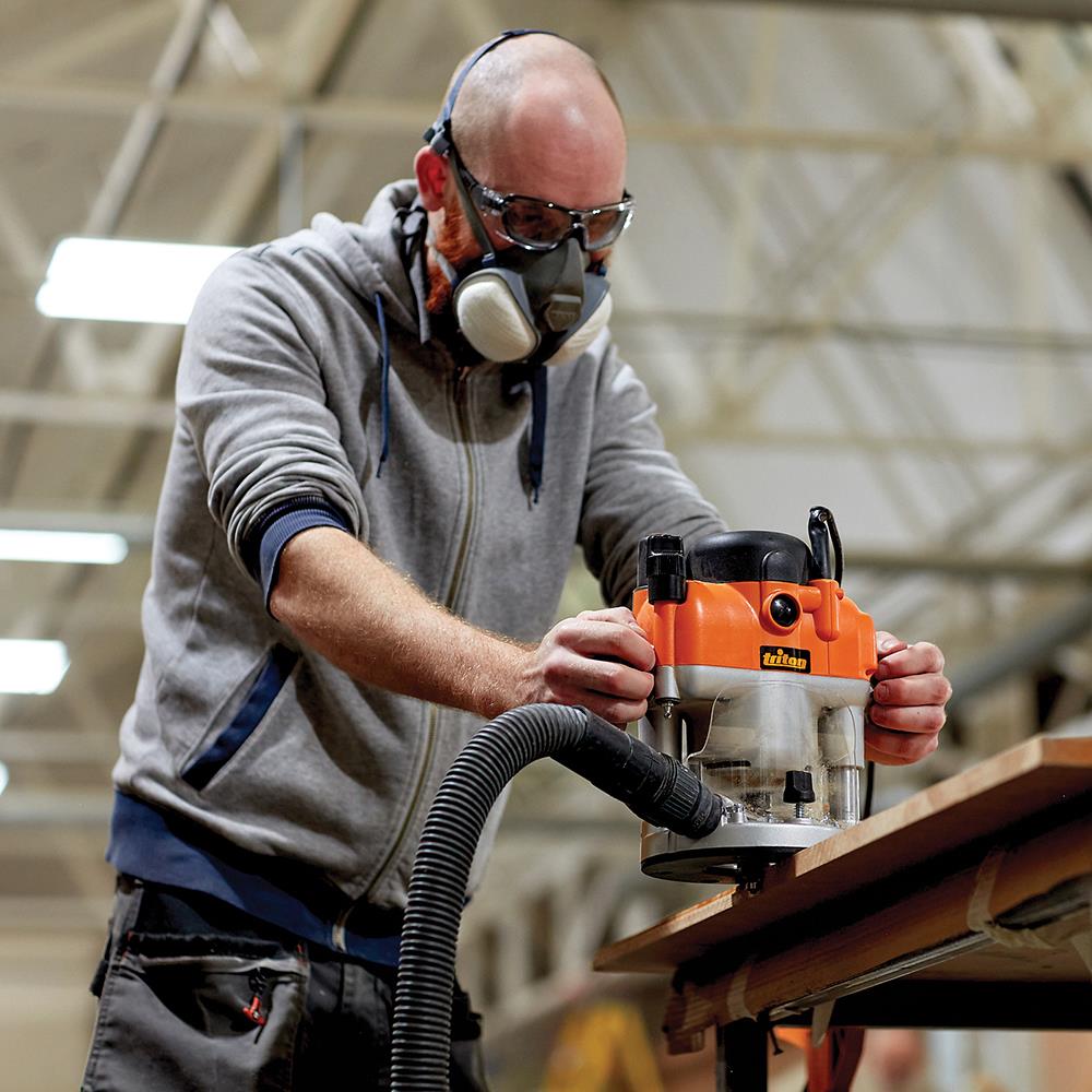 Triton 3-1/4 HP Dual Mode Precision Plunge Router (TRA001)