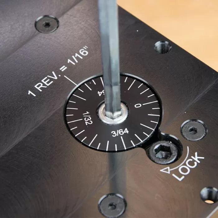 JessEm Rout-R-Lift Prestige for Plunge Based Routers