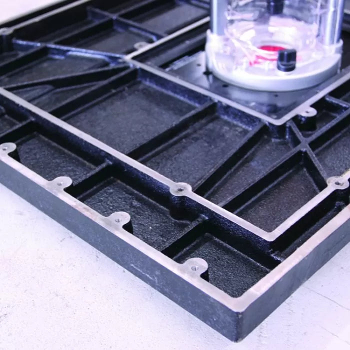 Infinity Tools Pro Router Table Package with Triton 3-1/4 HP Router (TRA001) & Cast Iron Top